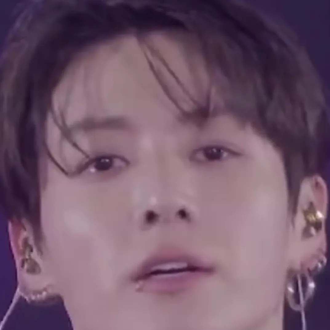 A moment captured by Kihyun (MONSTA X)'s fan