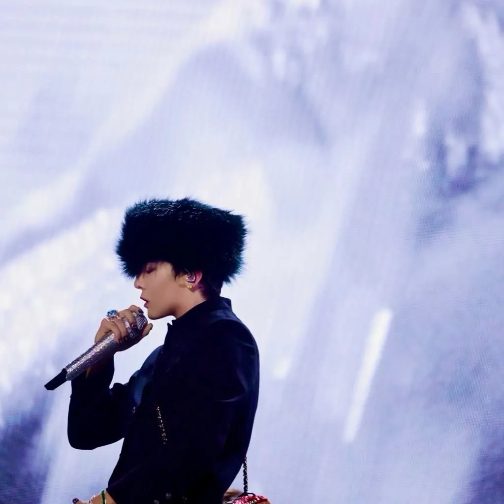 A moment captured by G-DRAGON (BIGBANG)'s fan