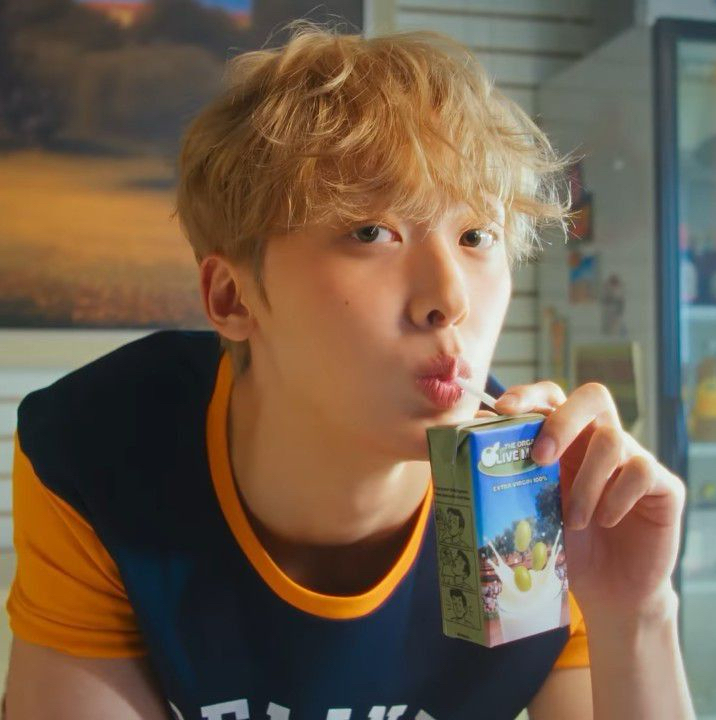 윤산하 (아스트로) 팬이 찍은 순간