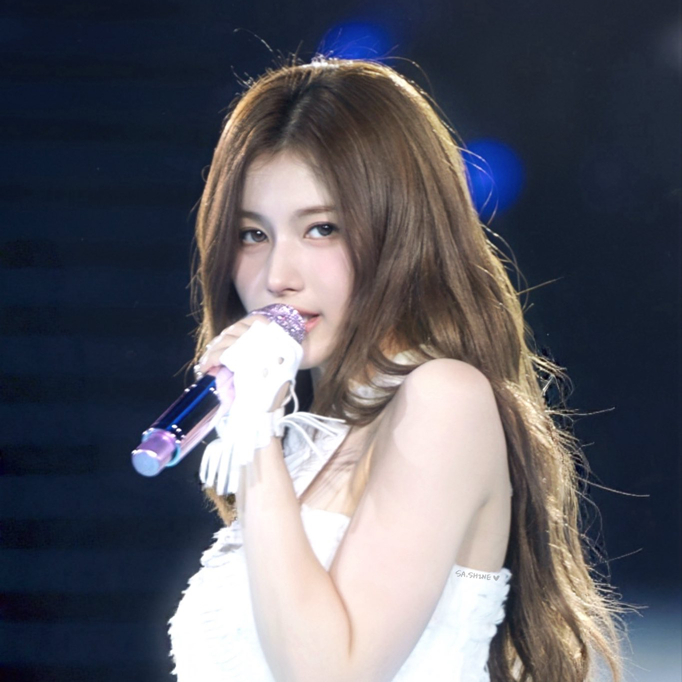 Momen yang diabadikan oleh penggemar Sana (TWICE)