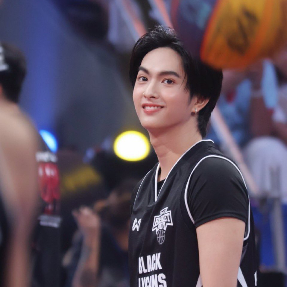 Behind-the-scenes cut of Copper (BUS)