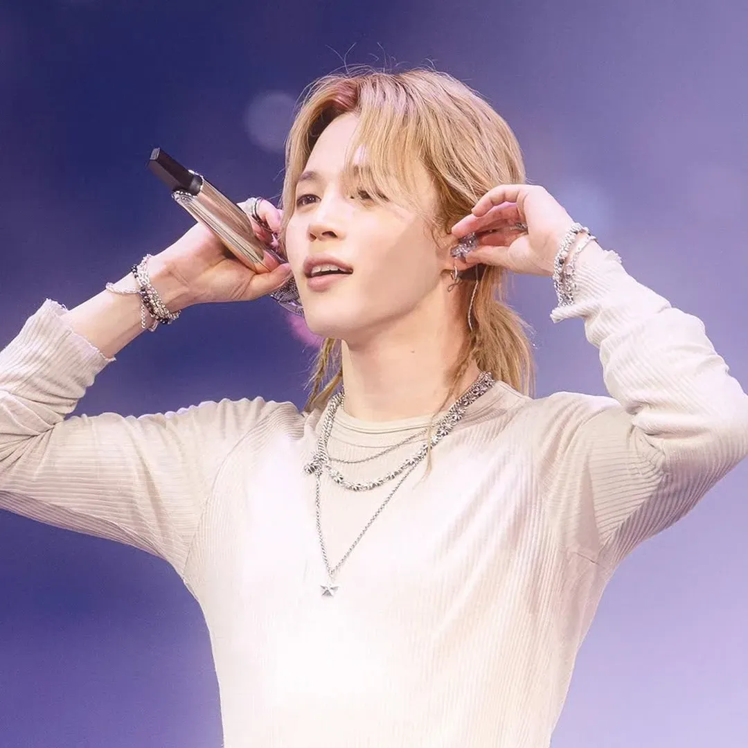 Foto aktivitas terbaru Jimin (BTS)