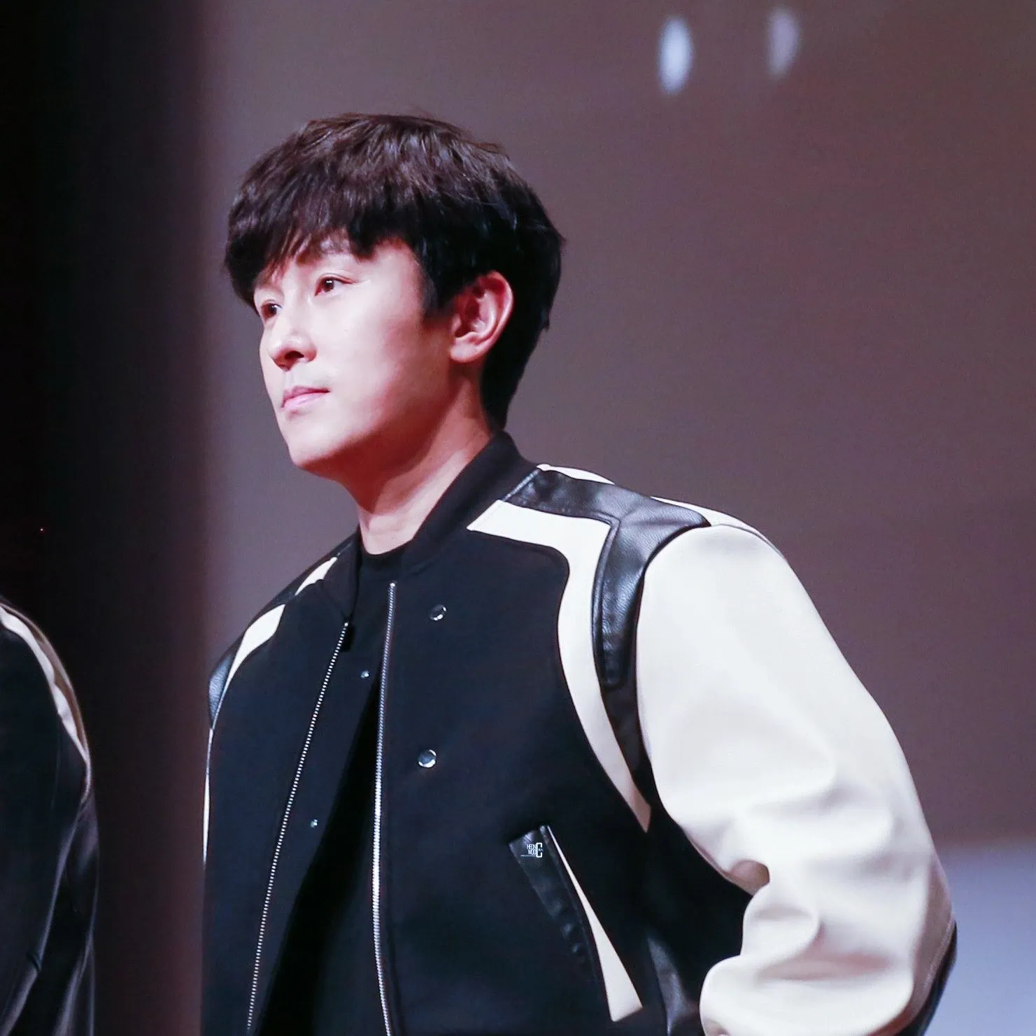 Latest photo of Kim Dongwan (SHINHWA)