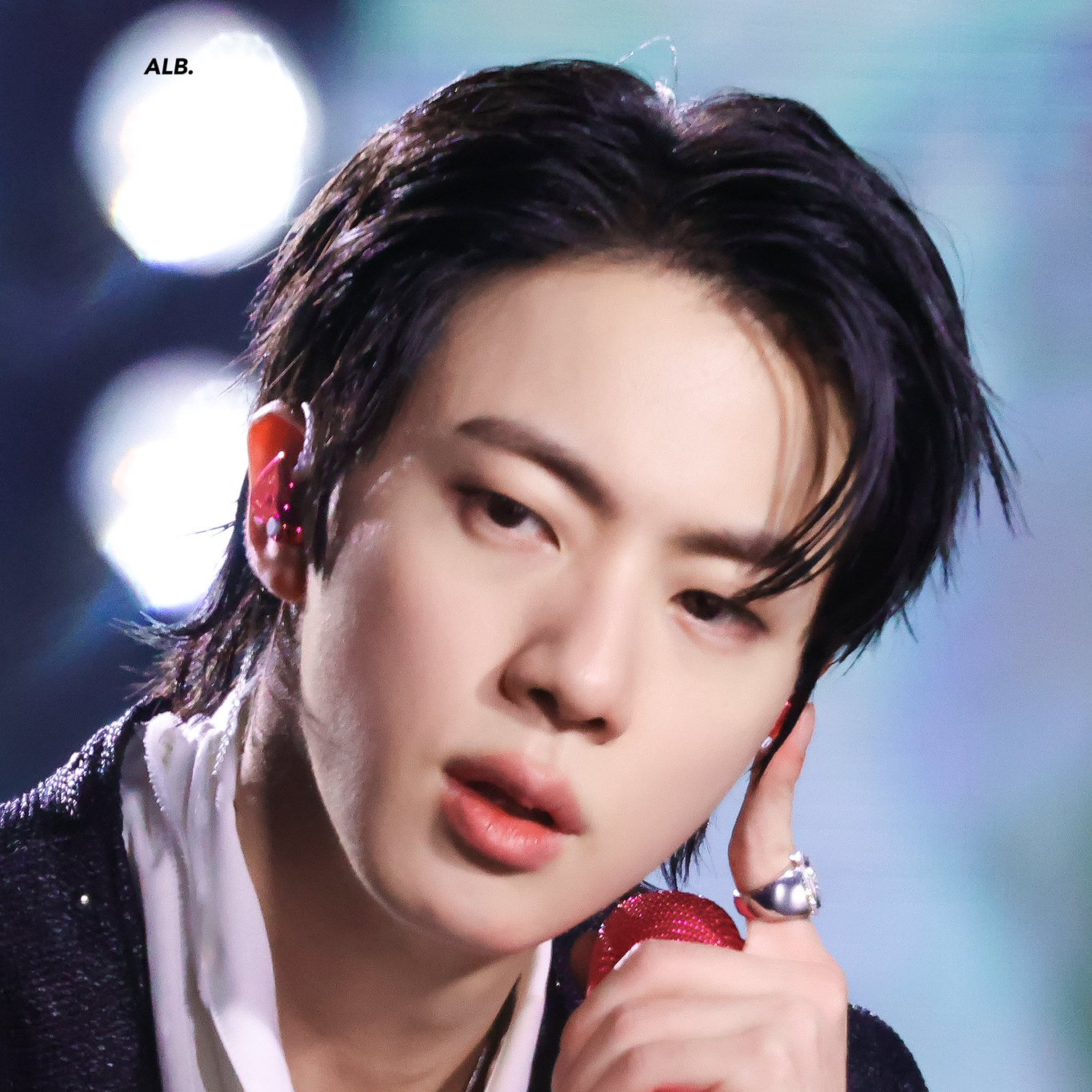 진 (방탄소년단) 최근 활동샷