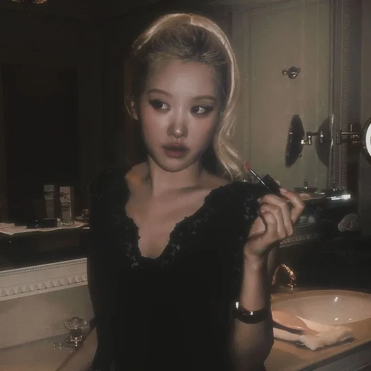 로제 (BLACKPINK) 최근 활동샷