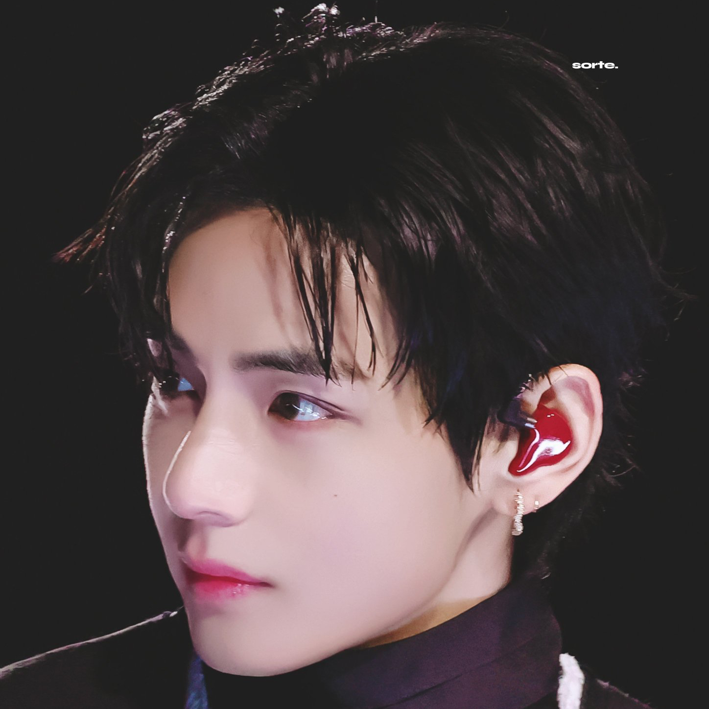 뷔 (방탄소년단)의 최신 사진