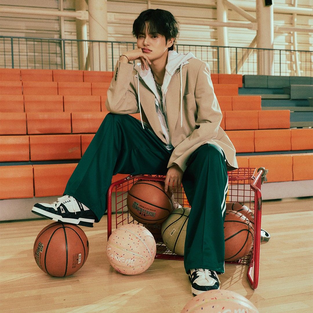 Latest photo of Lee Daehwi (AB6IX)