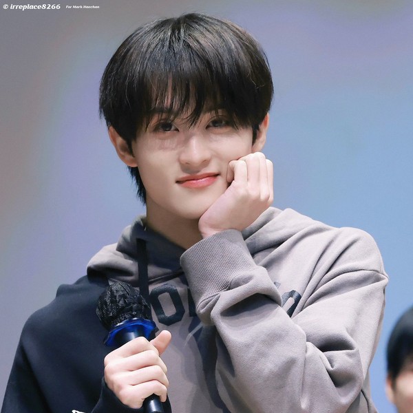Popular profile picture of Mark (NCT 127, NCT DREAM) loved by fans