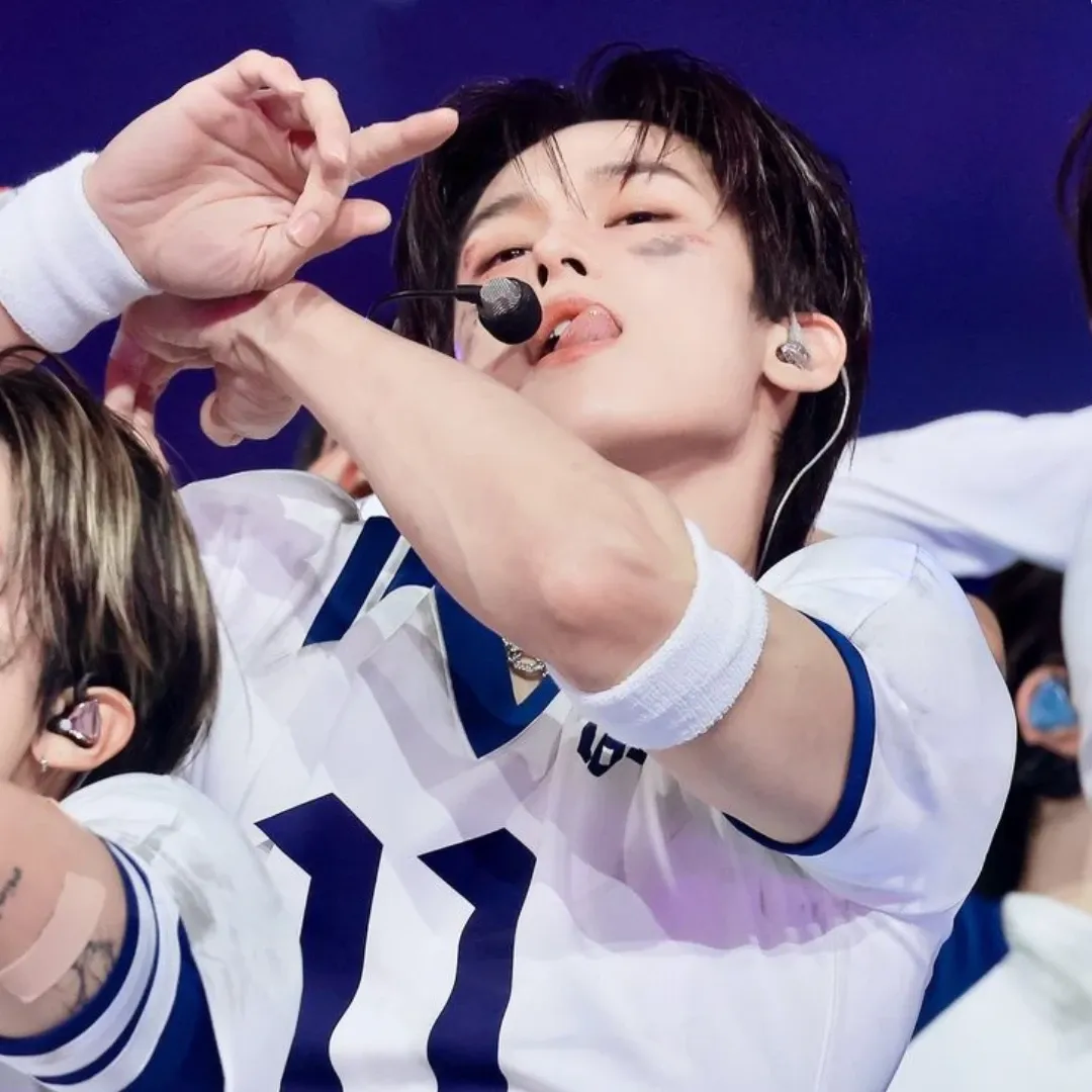Latest photo of Juyeon (THE BOYZ)