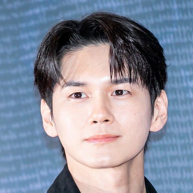 옹성우의 최신 사진