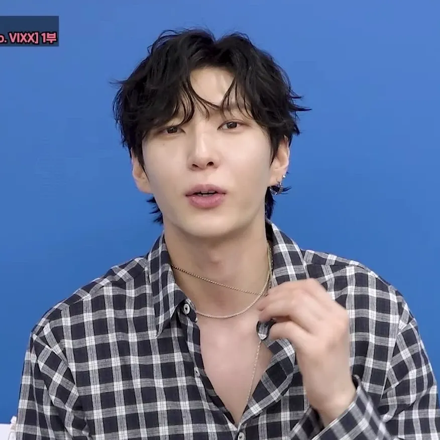 Behind-the-scenes cut of LEO (VIXX)