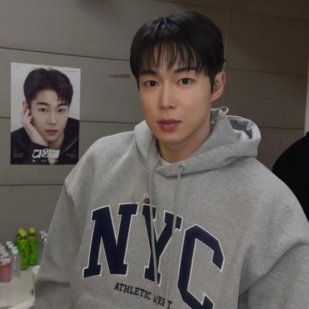 Behind-the-scenes cut of Dawon (SF9)