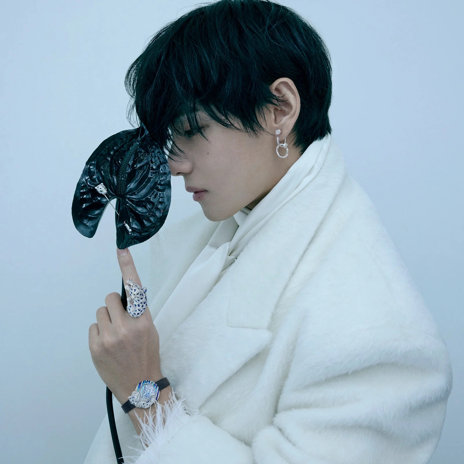 뷔 (방탄소년단)의 비하인드 컷