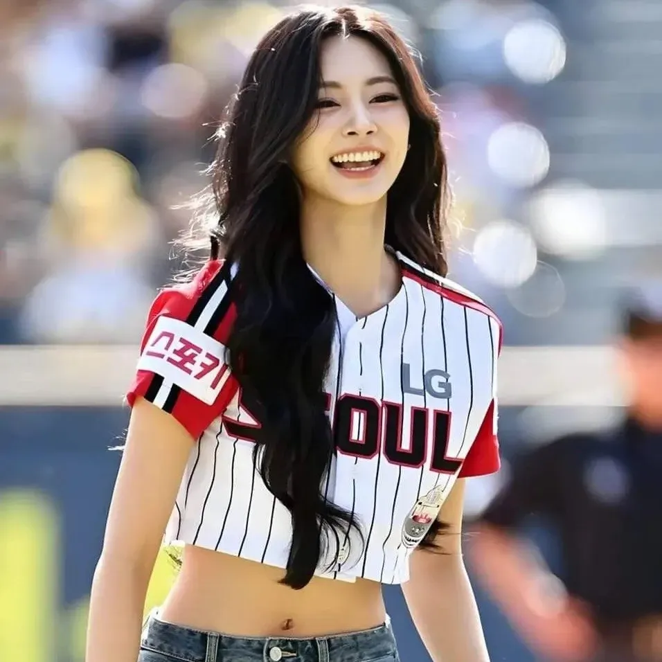 子瑜 (TWICE)的最新活動照片