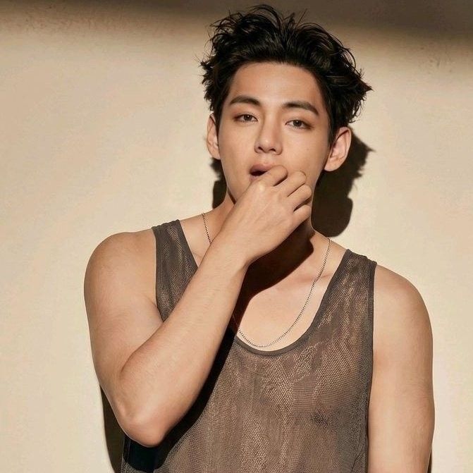 뷔 (방탄소년단)의 비하인드 컷