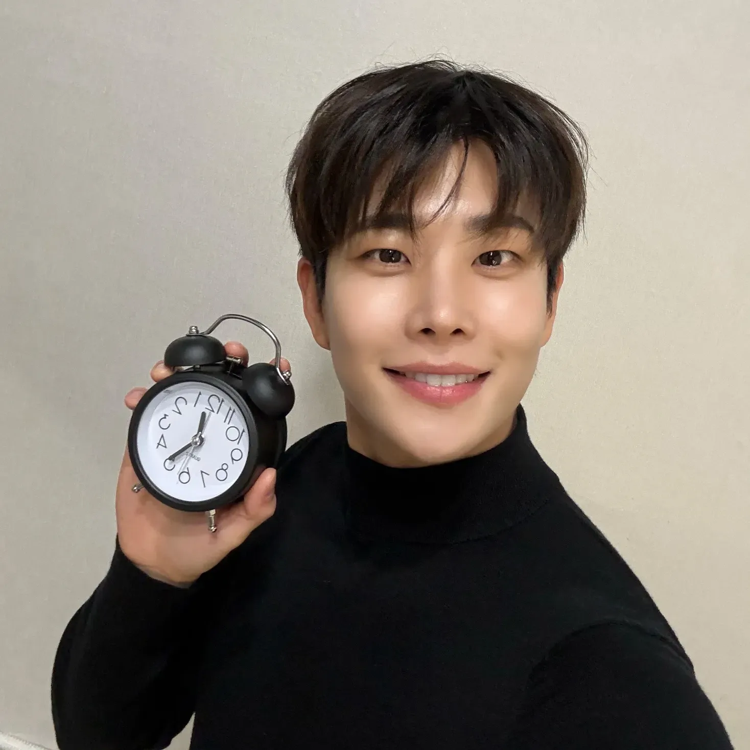 Behind-the-scenes cut of MJ (ASTRO)