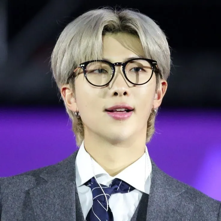 Behind-the-scenes cut of RM (BTS)