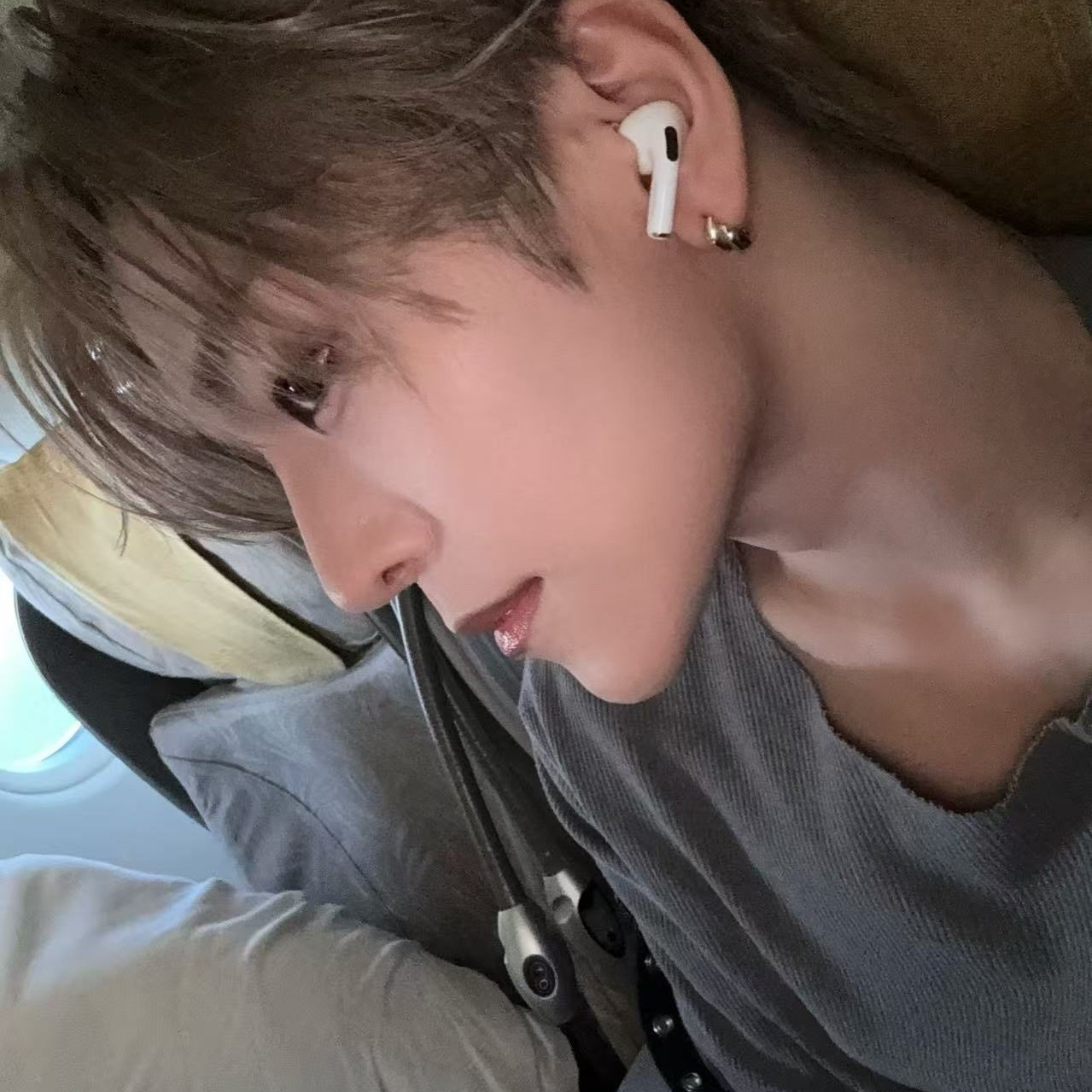 Behind-the-scenes cut of He Xinlong (ALPHA DRIVE ONE)