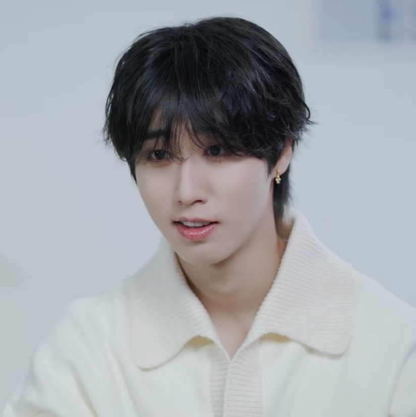 Recent activity shot of HAN (Stray Kids)