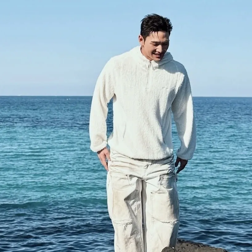 백호의 비하인드 컷