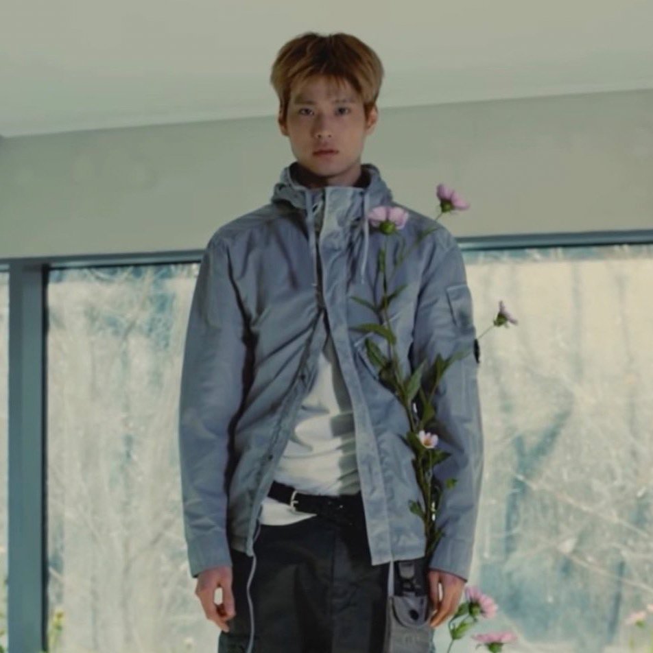 Recent activity shot of Sohee (RIIZE)