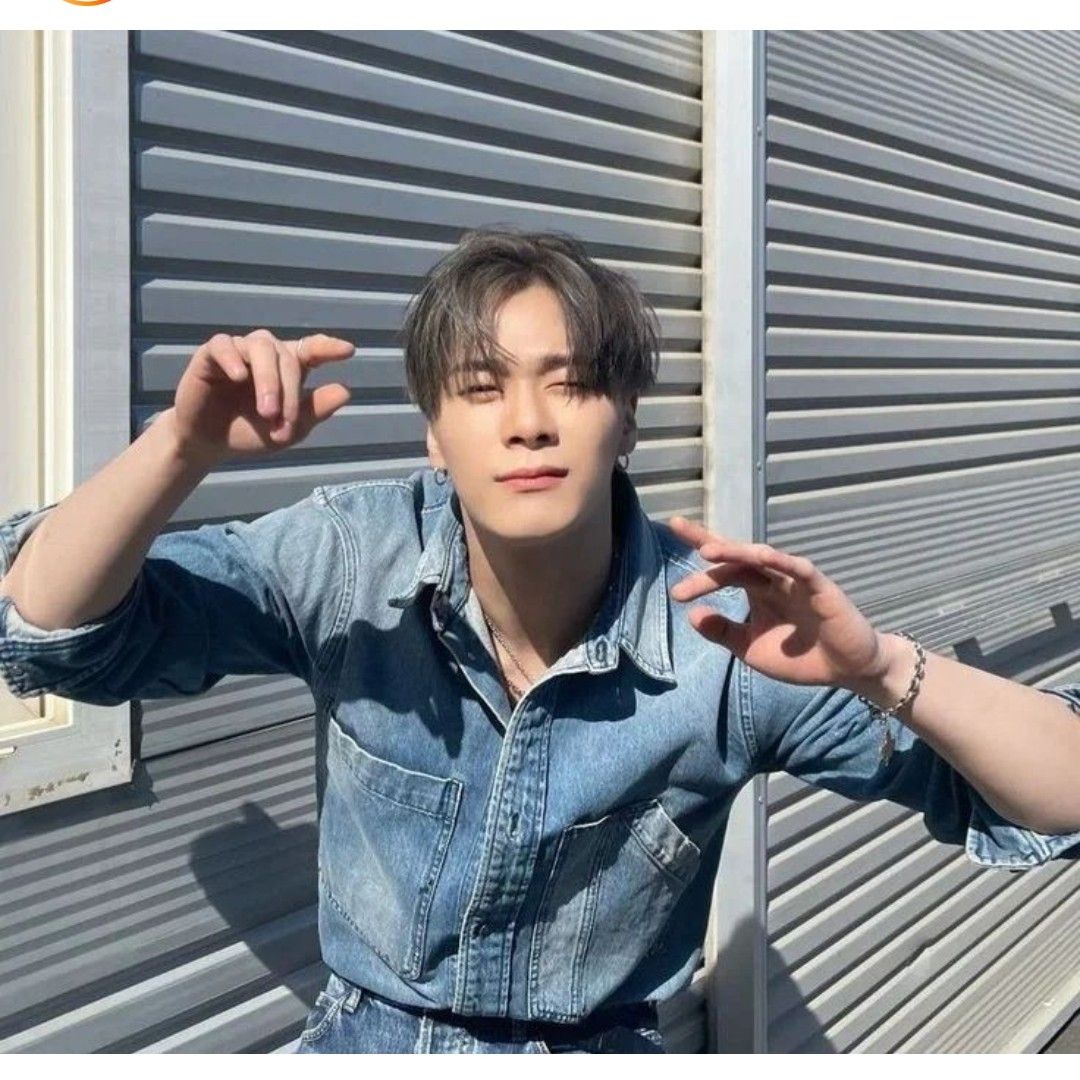 A moment captured by Moonbin (ASTRO)'s fan