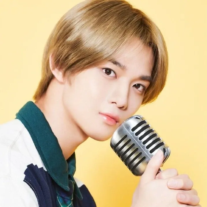 Behind-the-scenes cut of Bae Jinyoung