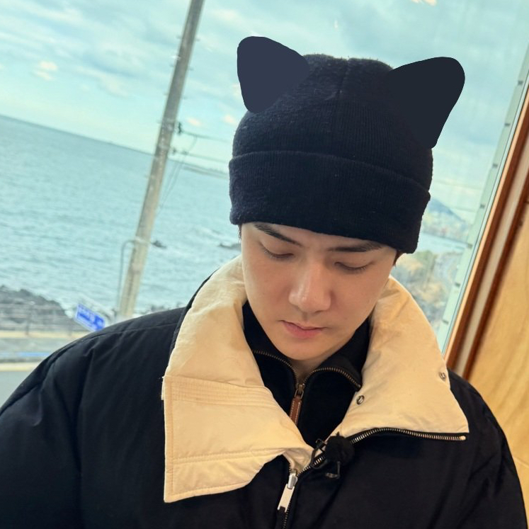 세훈 (EXO)의 최신 사진