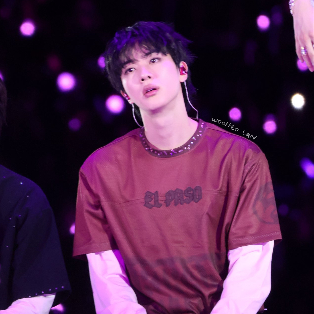 Foto aktivitas terbaru Jin (BTS)
