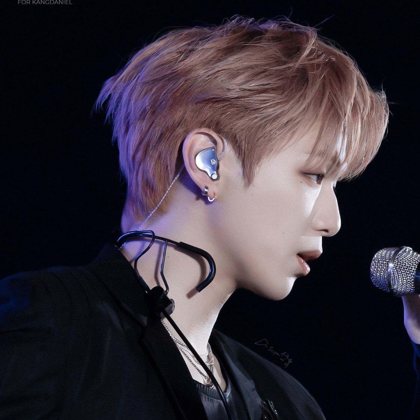 강다니엘 최근 활동샷