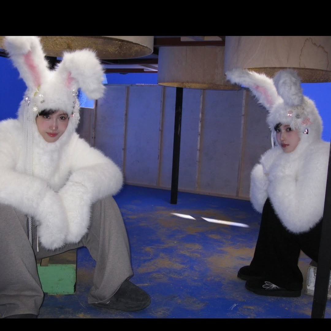 모모 (TWICE)의 비하인드 컷