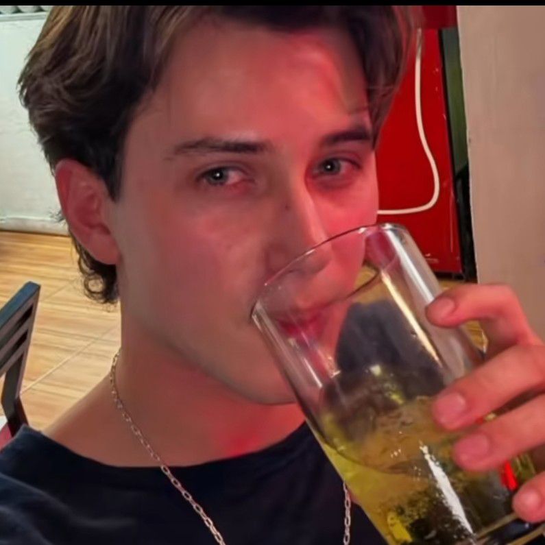 A moment captured by Alejandro (SANTOS BRAVOS)'s fan