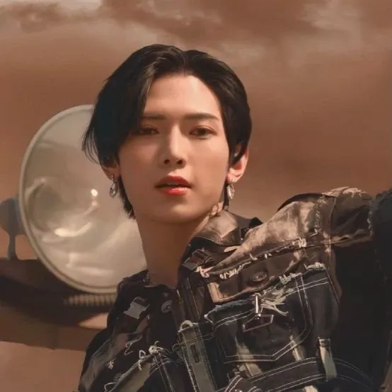 Behind-the-scenes cut of ATEEZ