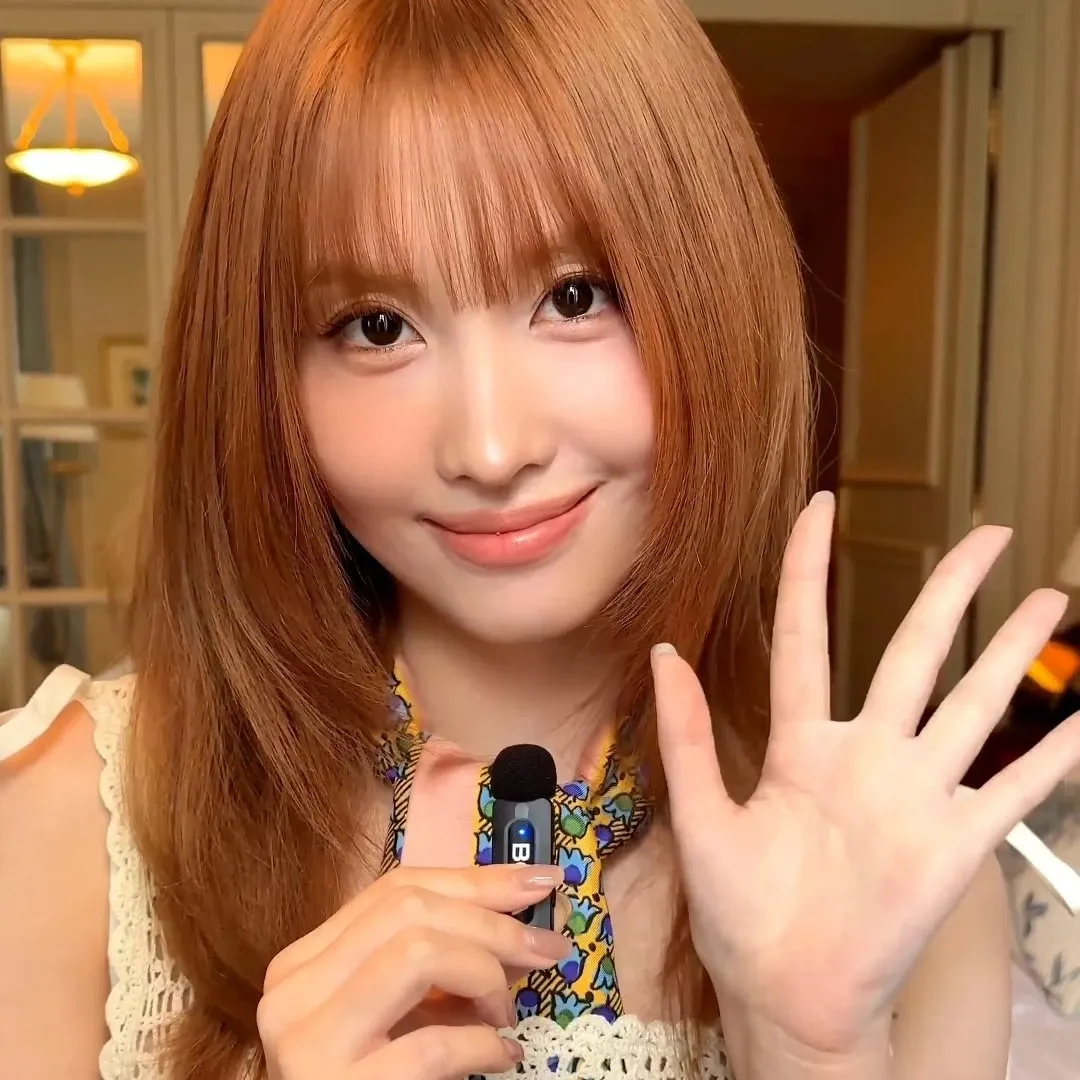 A moment captured by Momo (TWICE)'s fan