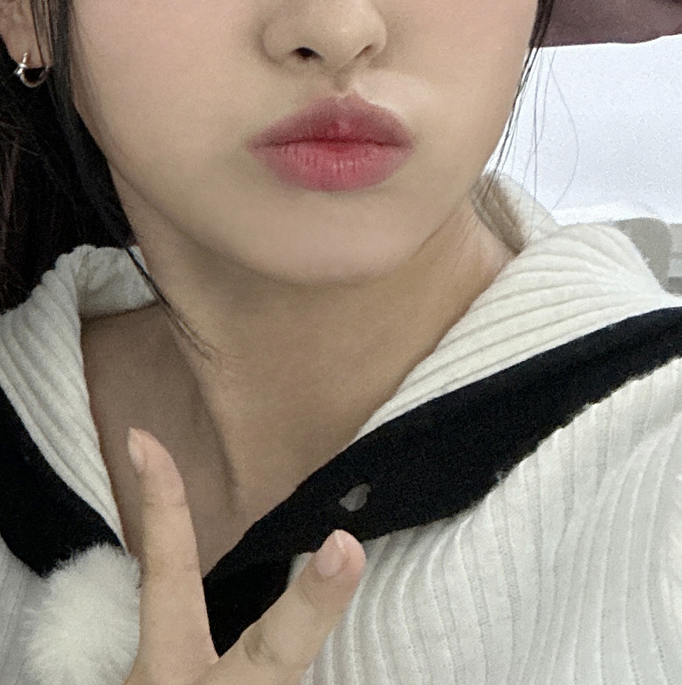 A moment captured by Loossemble's fan