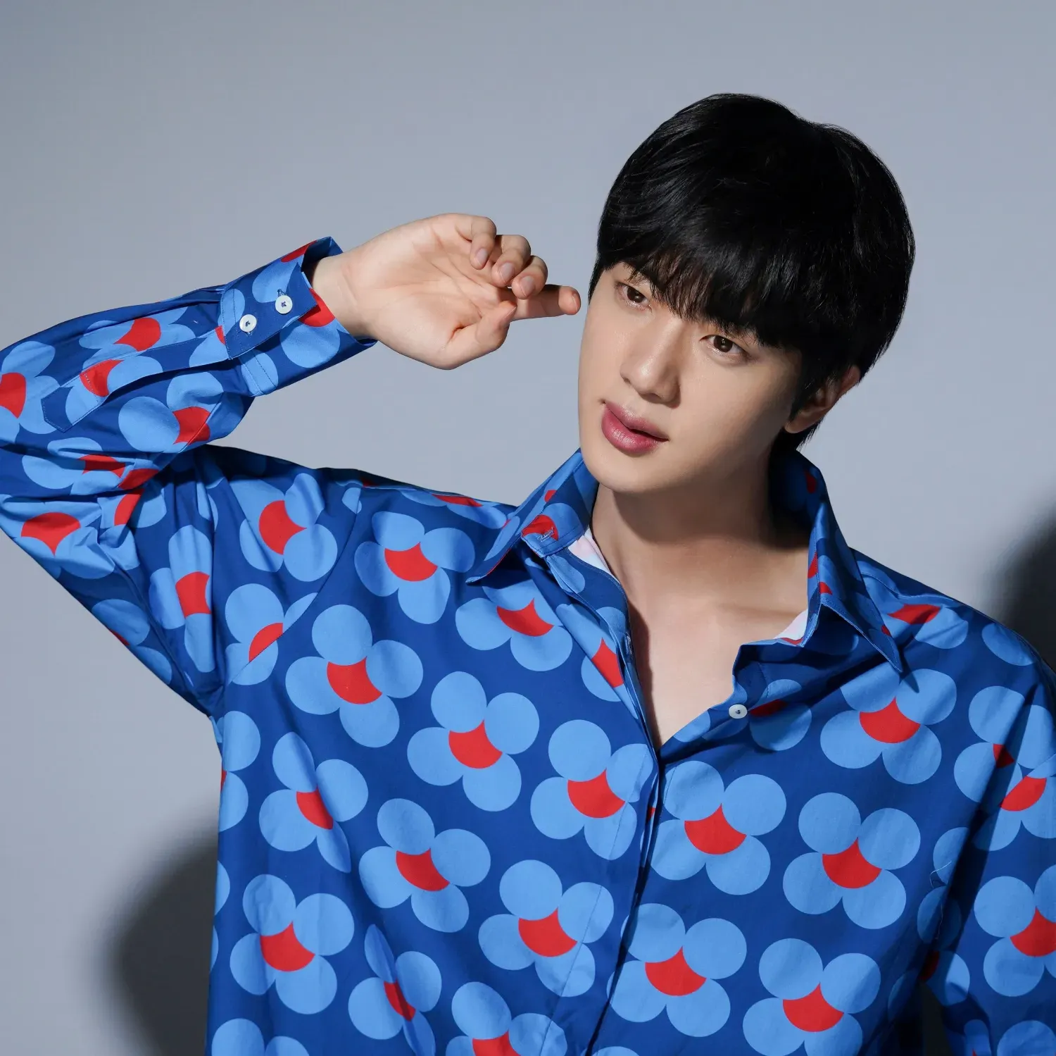 ジン (BTS)の最近の活動写真