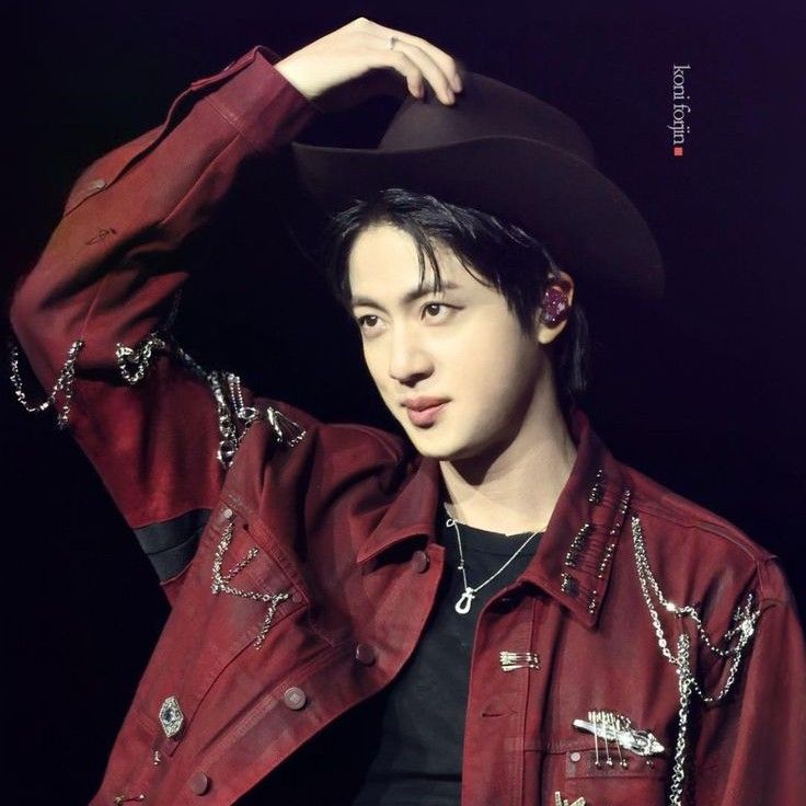 진 (방탄소년단) 최근 활동샷