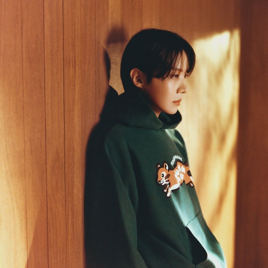 Foto terbaru j-hope (BTS)