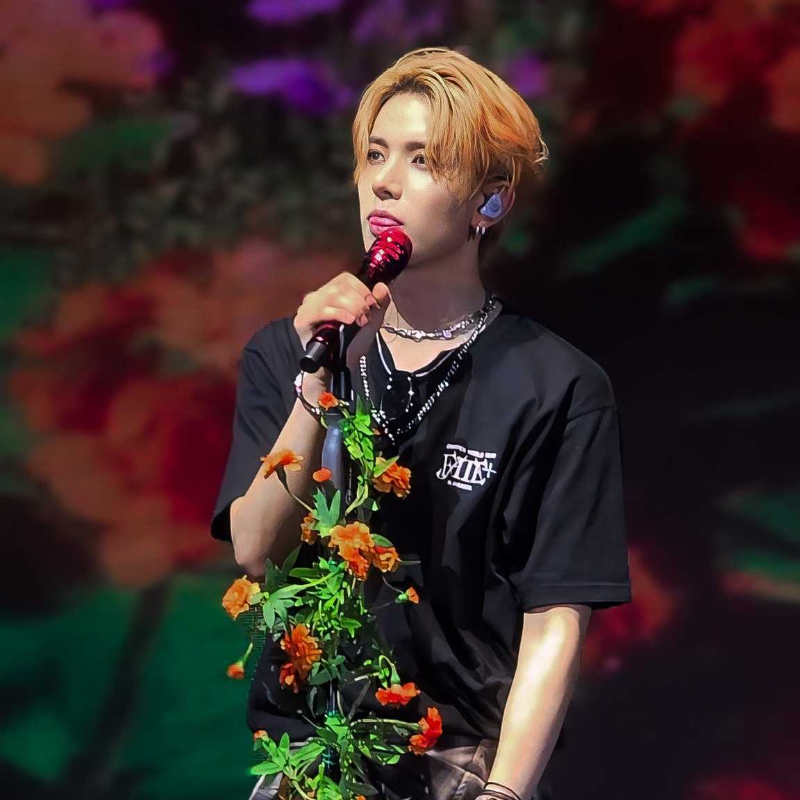 Foto terbaru Heeseung