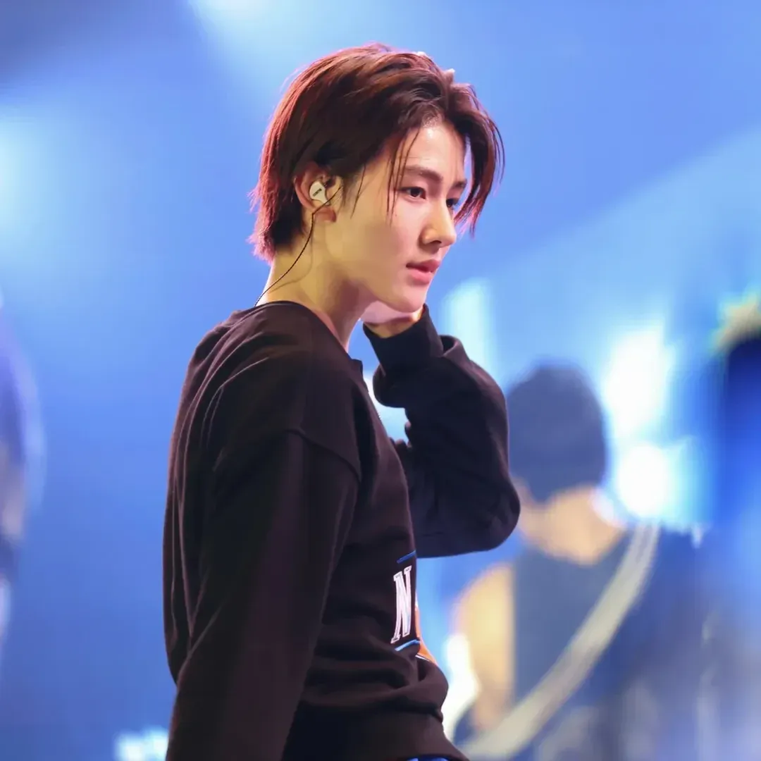 Recent activity shot of Seonghyeon (CORTIS)