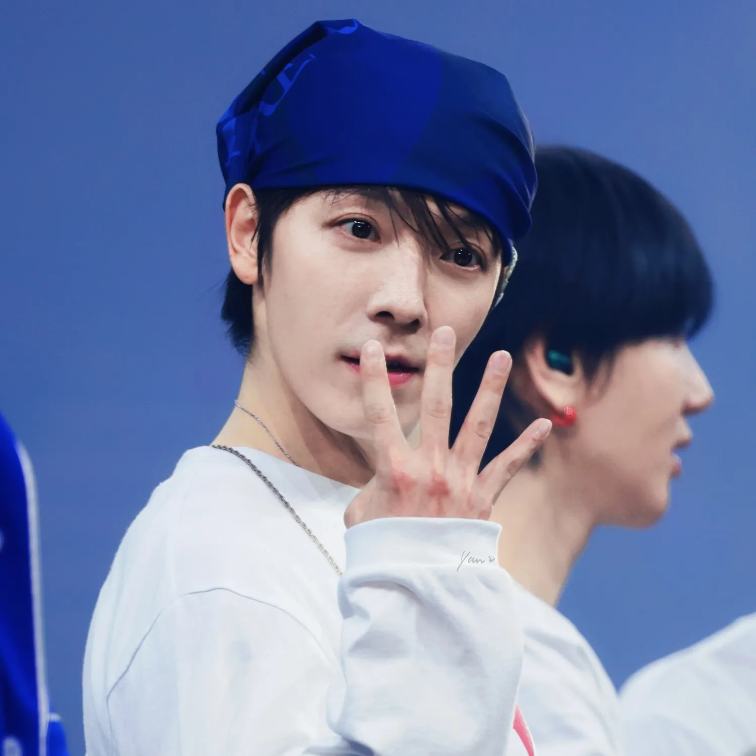 Latest photo of Donghae (Super Junior)