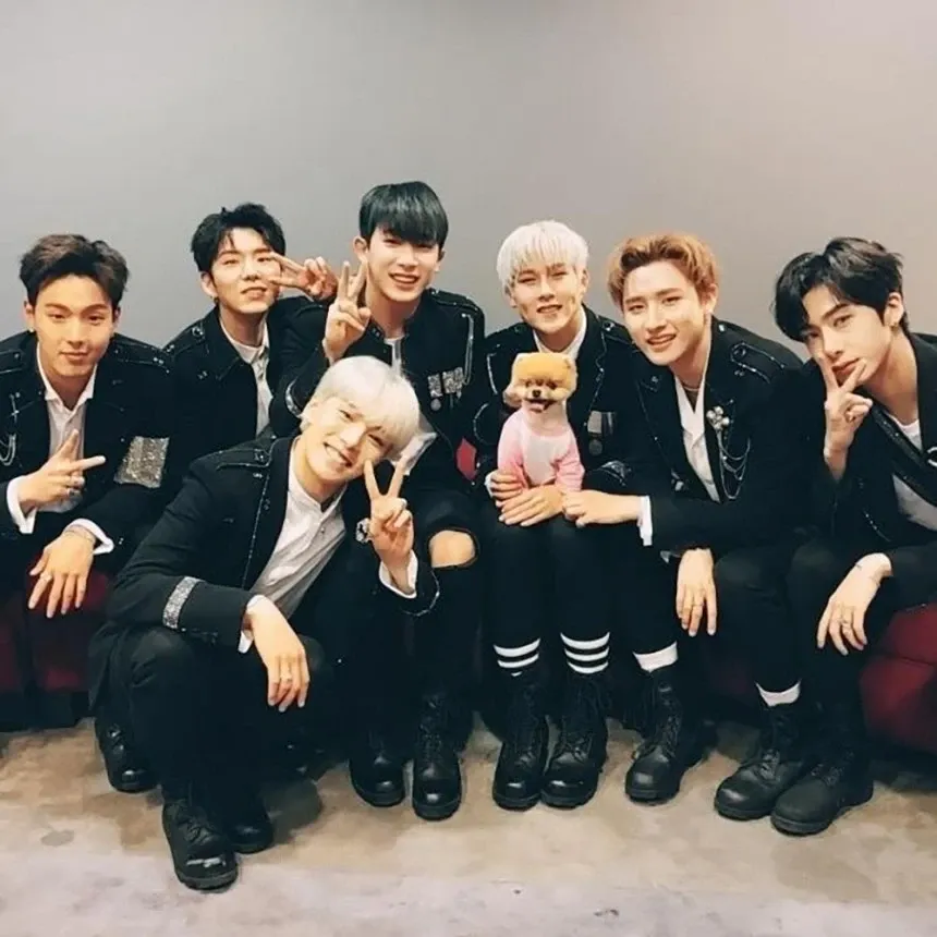 Momen yang diabadikan oleh penggemar MONSTA X