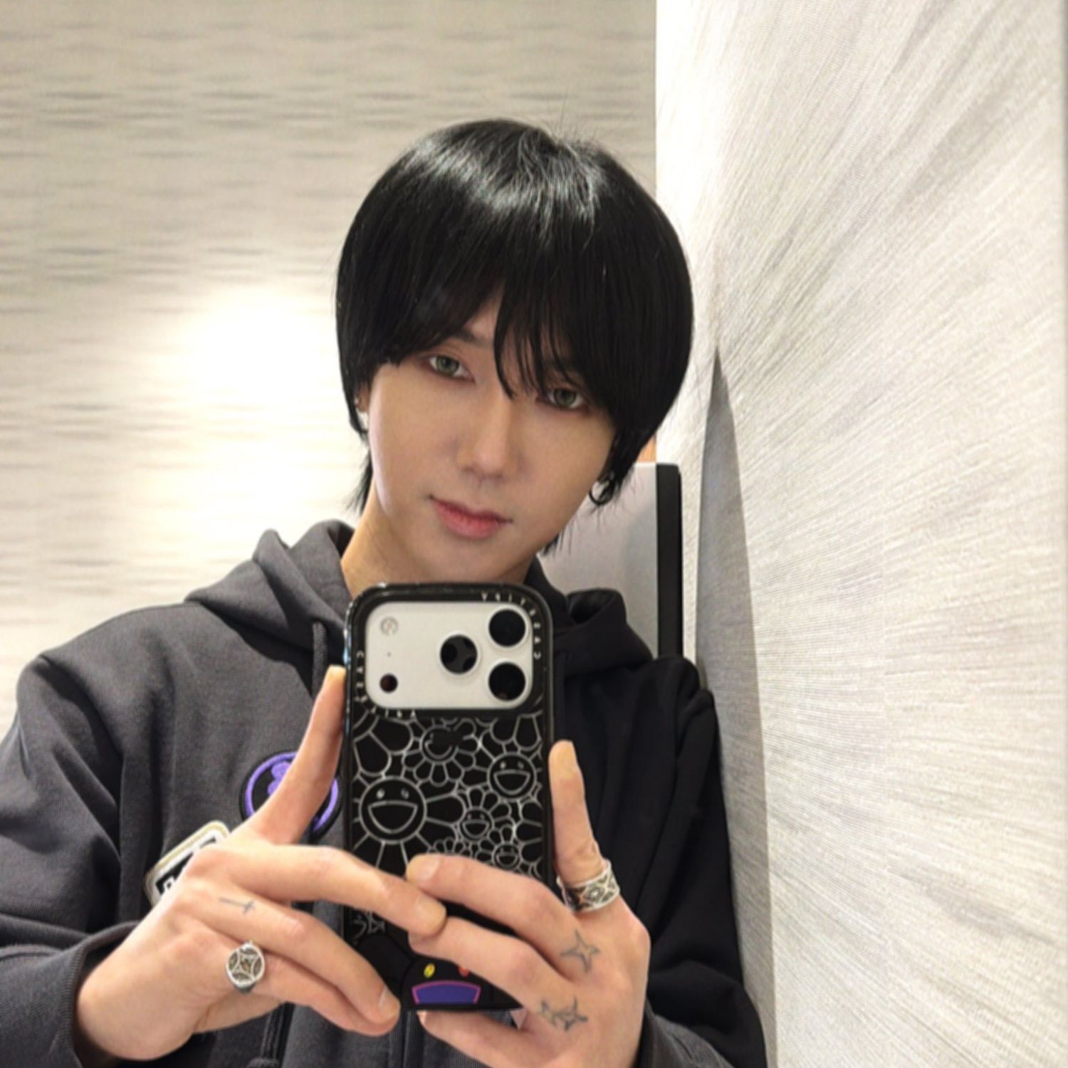 Behind-the-scenes cut of Yesung (Super Junior)