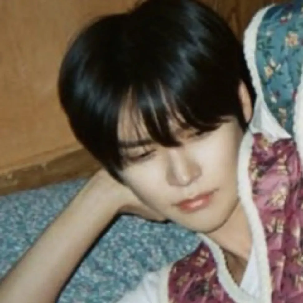 Recent activity shot of Eunseok (RIIZE)