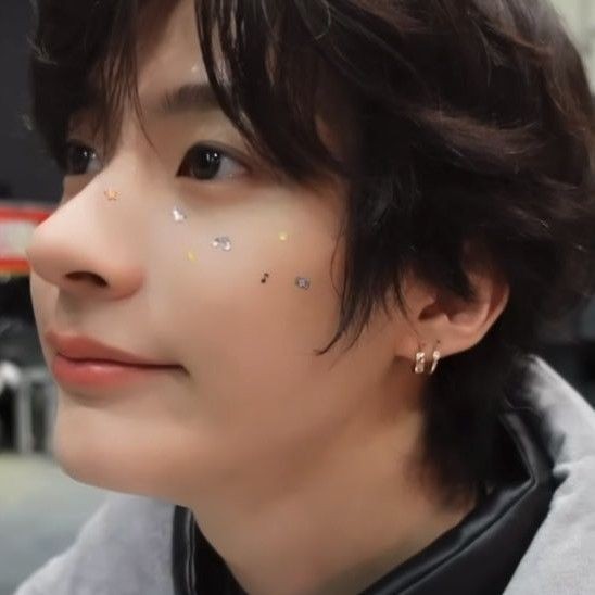 Signature photo of Anton (RIIZE) capturing their charm