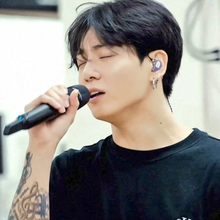 Recent activity shot of Jungkook (BTS)