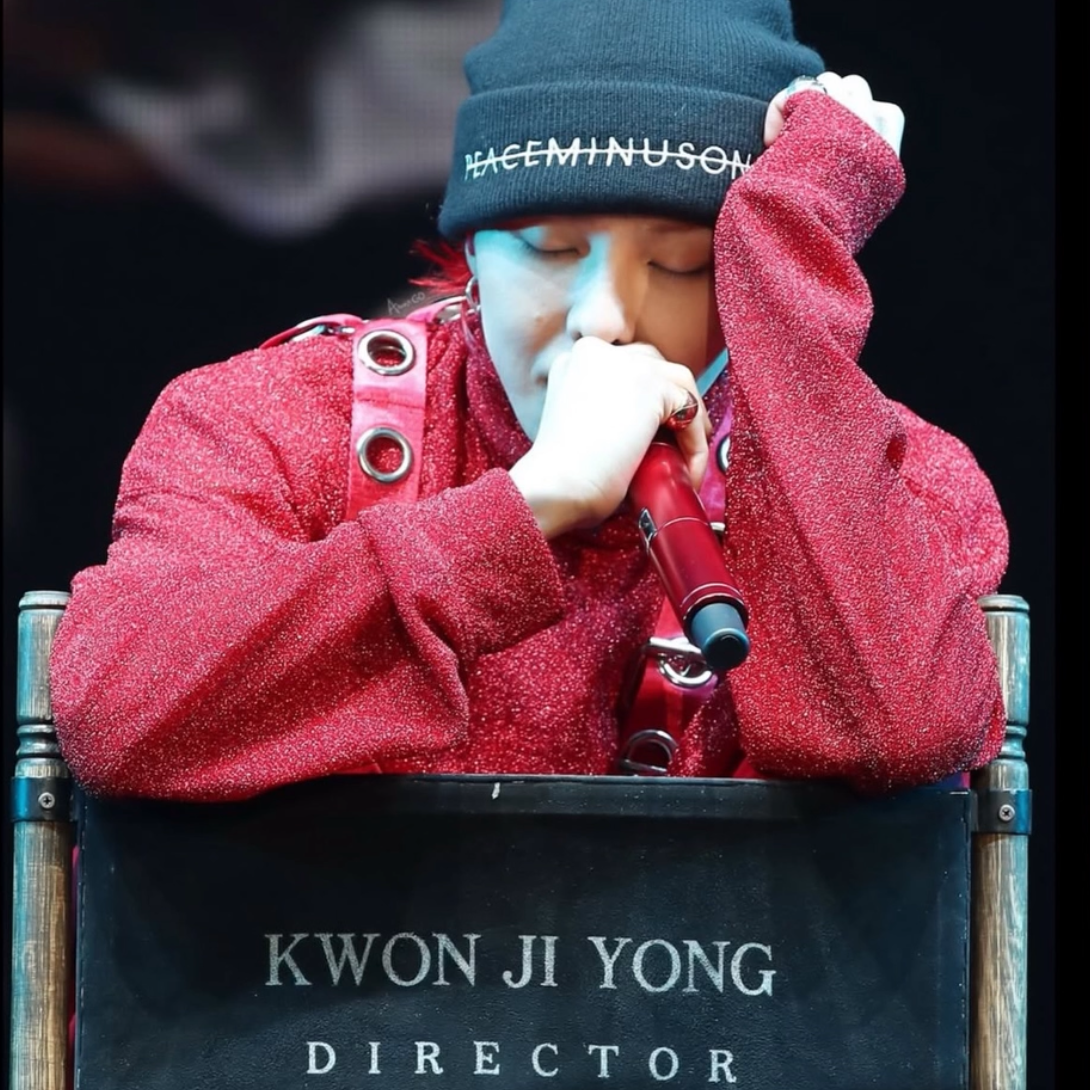 Behind-the-scenes cut of G-DRAGON (BIGBANG)