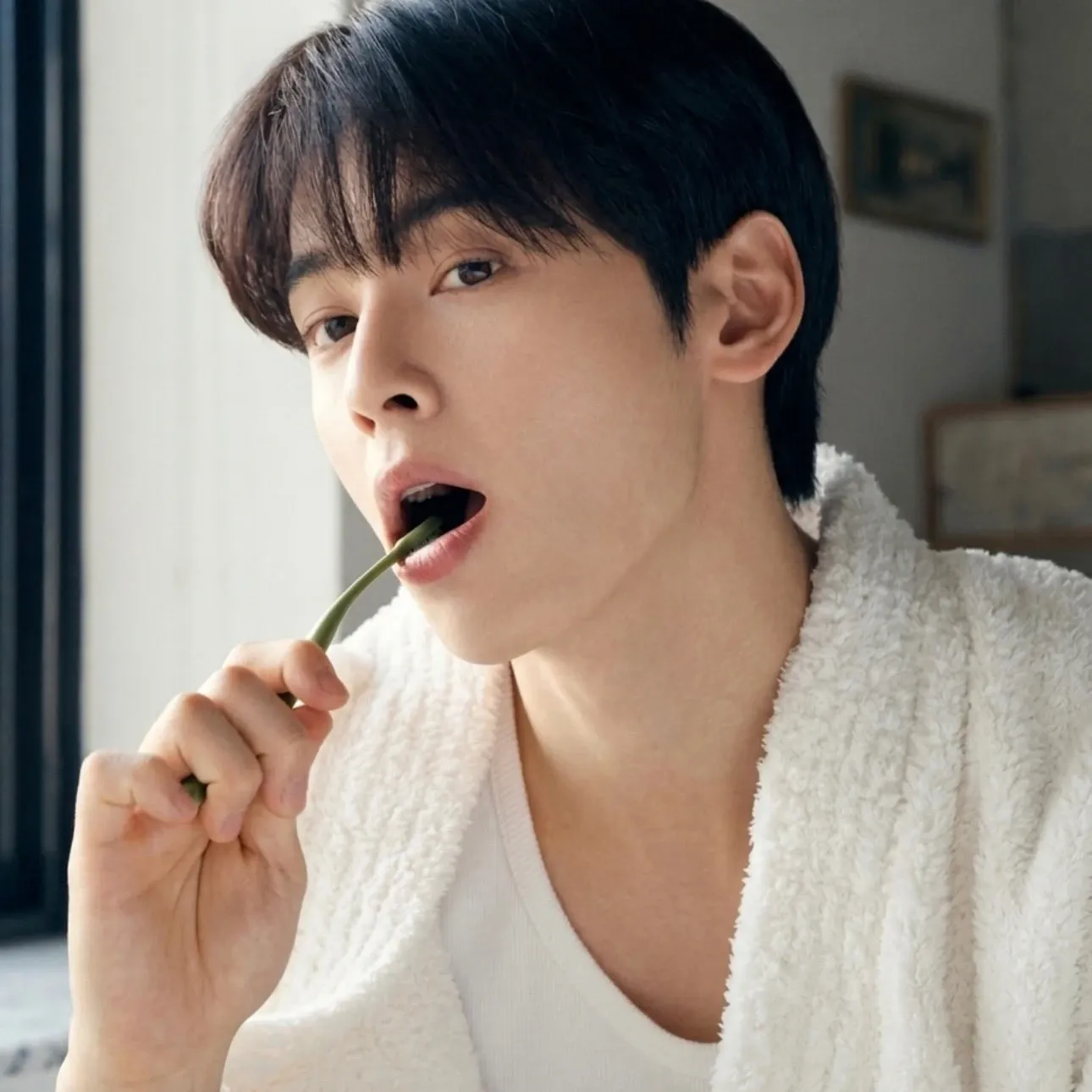 Latest photo of Eunwoo (ASTRO)