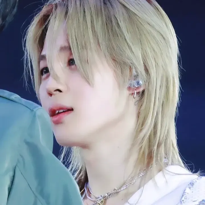 Momen yang diabadikan oleh penggemar Jimin (BTS)
