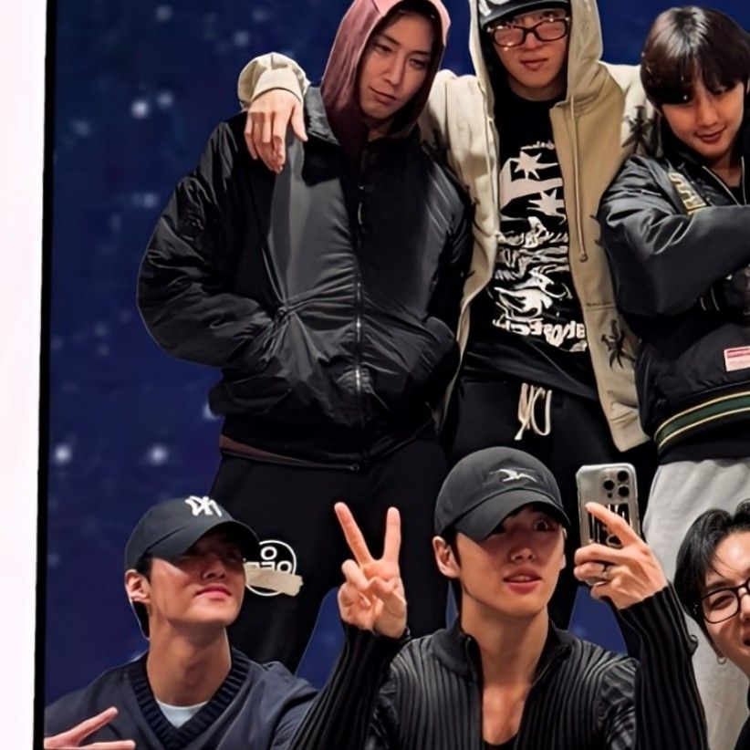 A moment captured by Wooseok (PENTAGON)'s fan